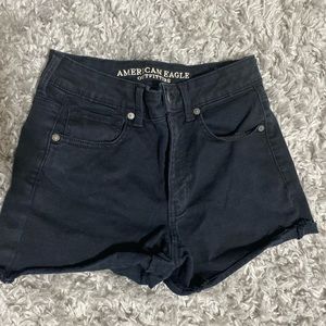 black american Eagle High rise shortie
